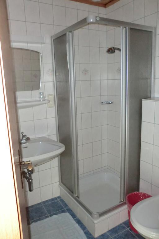 Hotel Weisses Roessl Werfen Camera foto